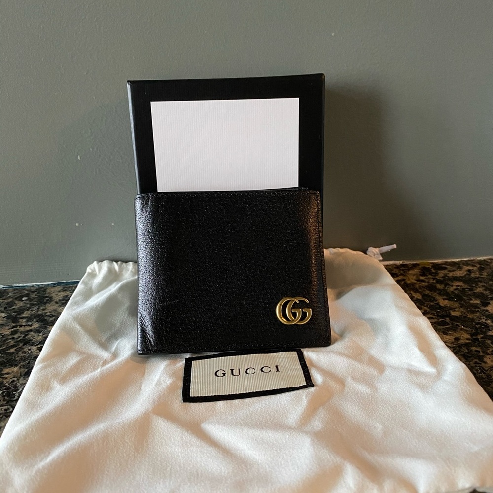 Gucci Marmont Leather Bi-fold Wallet